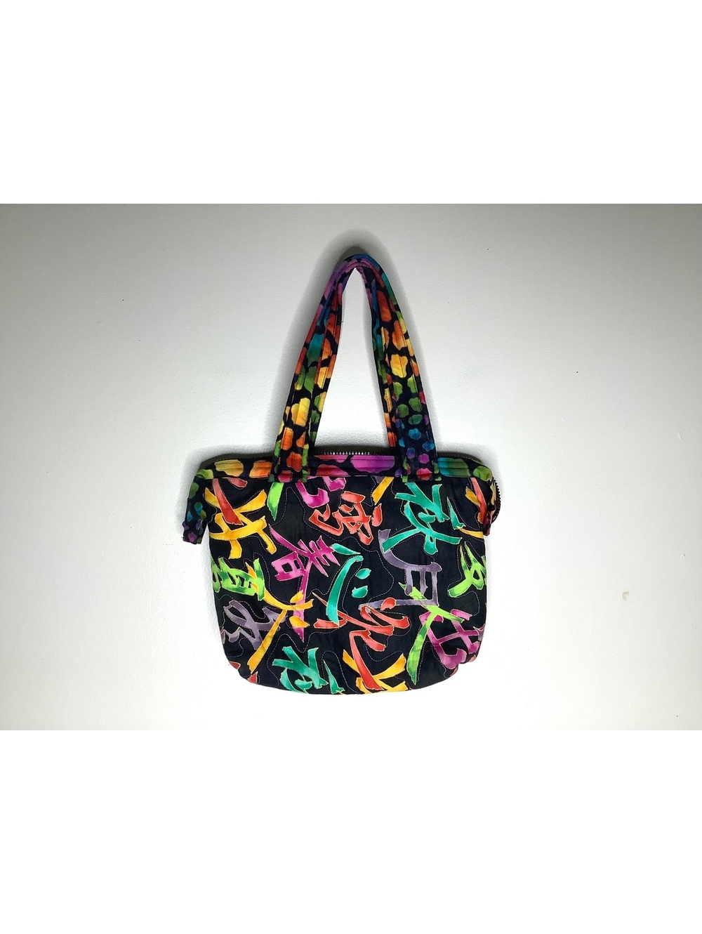 Vintage Vibrant Quilted Shoulder Bag With Unique Pattern